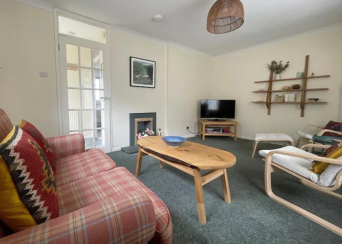 Holiday home 16 Manesty View